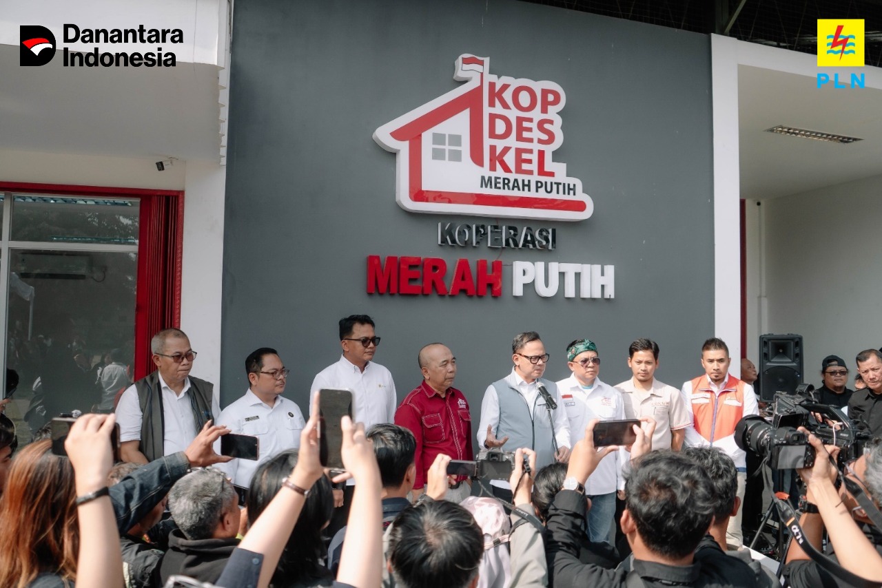 Dekatkan Layanan ke Desa, PLN dan Wamendagri Dorong Transaksi Listrik Mudah Lewat KDKMP di Jawa Barat